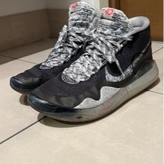 NIKE スニーカー