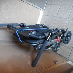 Ontrip超軽量型な車いす 折りたたみ式で持ち易い 旅行に適用...