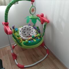 ジャンパルー　はらぺこあおむし