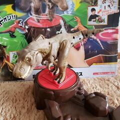アニア　ジュラシックワールド　蹴散らせ！最強T-レックス