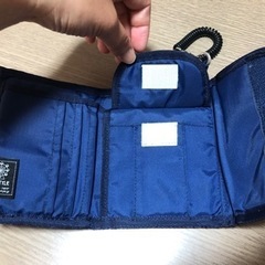 三つ折り財布　電車柄の画像