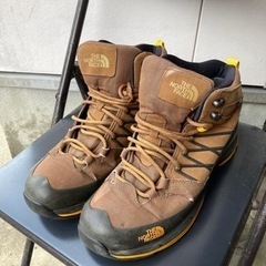 THE NORTH FACEトレッキングシューズ