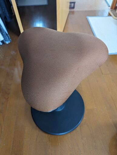 [姿勢矯正チェア]宮武製作所 プロポーションスツール(ハイタイプ) 幅41×奥行き41×高さ61~86cm ブラウン 姿勢サポート 360度回転 CH-800H BR