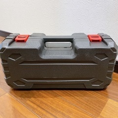チェーンソー 充電式 6インチ 電動のこぎり 自動給油 軽量 ブラシレスモーターの画像