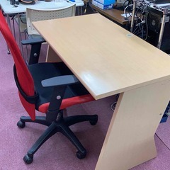 机／椅子　無料の画像