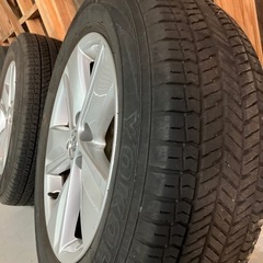車のパーツ タイヤ、ホイールの画像