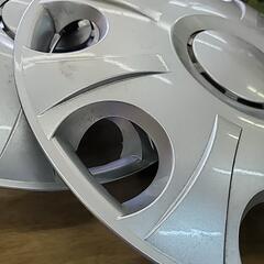 車のパーツ タイヤ、ホイールの画像