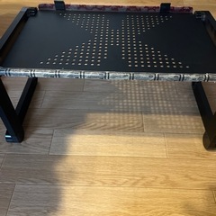 パソコン作業に必須 パソコン台の画像