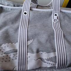 おしゃれ、スポーティー ラコステ LACOSTEバック