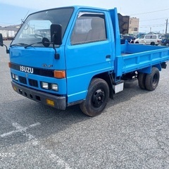 ダンプ　8万km 2t