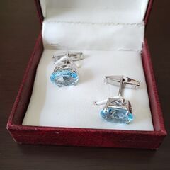 カフスボタン