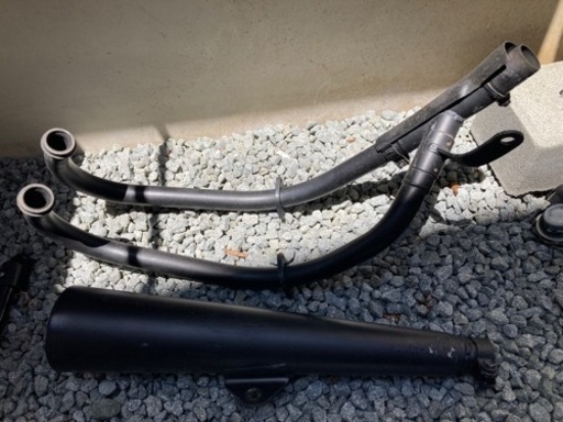 グラストラッカー　純正マフラー