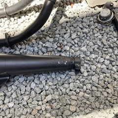 グラストラッカー　純正マフラーの画像