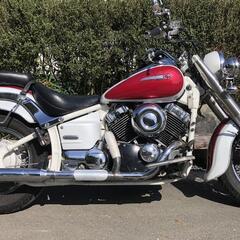 ドラッグスター400（限定車）フイッシュマフラー付いてます！写真で見るより👀✨良いバイクですので是非✨現車確認宜しくお願い致します🙇🏻‍♀️⸒⸒✨エンジン良好安定してます︎︎👍✨配達致します🙇‍♀️日時と料金、要相談で県内配達可能です︎︎👍✨の画像