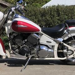 ドラッグスター400（限定車）フイッシュマフラー付いてます！写真で見るより👀✨良いバイクですので是非✨現車確認宜しくお願い致します🙇🏻‍♀️⸒⸒✨エンジン良好安定してます︎︎👍✨配達致します🙇‍♀️日時と料金、要相談で県内配達可能です︎︎👍✨の画像