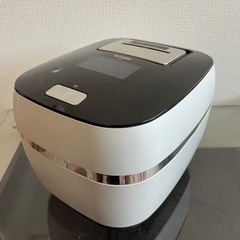 タイガー魔法瓶　土鍋圧力IH炊飯ジャー
