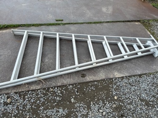 仮設材、足場、脚立