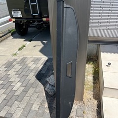 トヨタ 150プラド 純正トノカバ　シェードの画像