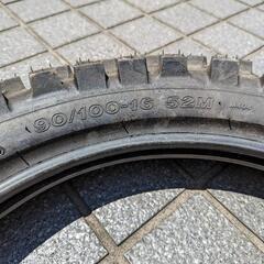 モトクロスタイヤの画像
