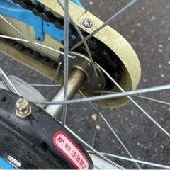 子ども用の自転車　補助輪ありの画像