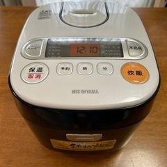 ＊値下げしました! 　炊飯器(アイリスオーヤマ)
