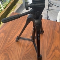 カメラ三脚