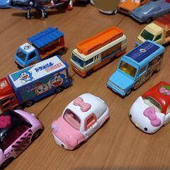 ミニカー　トミカ他　大量セット　１４０個以上の画像