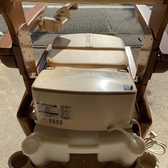 ★中古美品★アロン化成 安寿 家具調トイレ ＜シャワピタ＞の画像