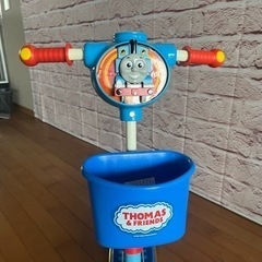 【完売御礼】【幼児用】新古品キックスケーター 機関車トーマス　未使用品<自転車のオオムラ 静岡店>の画像
