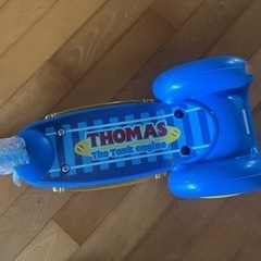 【完売御礼】【幼児用】新古品キックスケーター 機関車トーマス　未使用品<自転車のオオムラ 静岡店>の画像