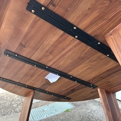 関家具　センターテーブル　丸テーブル　天然木　の画像