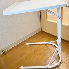 折りたたみ&角度調整&高さ調整可能マルチテーブル