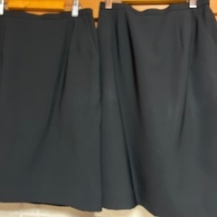服/事務経緯タイトパターン2点の計4枚の画像