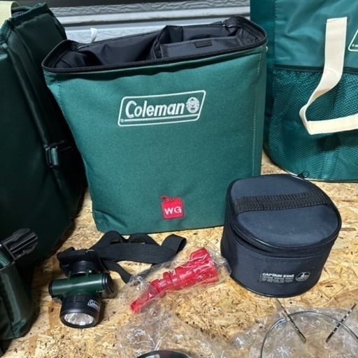 美品 Colman コールマン フューエルキャリーケース・コンテナストレージ・ソフトクーラーバッグなどキャンプ用品まとめて 北海道旭川