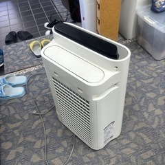 空気清浄機。フィルターなど今年交換済み。の画像