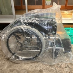 自走型車椅子の画像