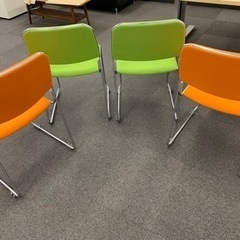 オフィス家具　チェア 
の画像