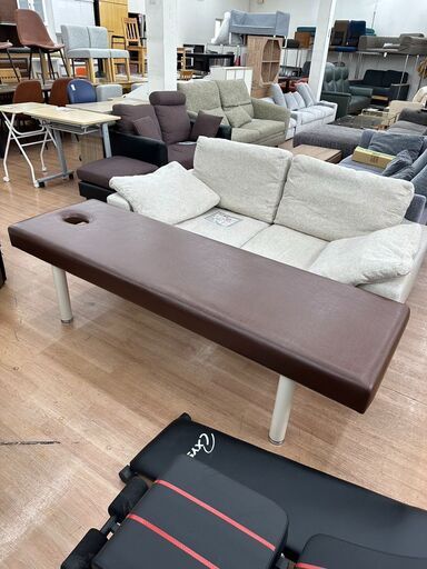 ▼値下げ▼【コンテナ保管中】有孔施術ベッド 高田ベッド 整体 マッサージ エステベッド 181×57×50cm 各15,800円?自社