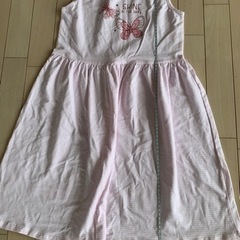 新品未使用140cmキッズワンピース