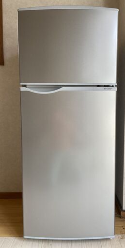 シャープ冷蔵庫 SJ-H13E-S／128L／2022年製使用10か月／38000円の商品／ヤマト家財配送なら簡単配送