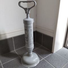 トイレなどの詰まりに   真空式パイプクリーナー