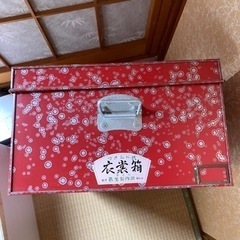 押入れ収納ケース、衣装箱　ビュートケース