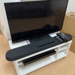 家電・家具6点セット（テレビ・ブルーレイ・スピーカー一式と作業デ...