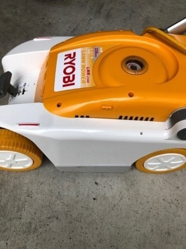 RYOBI電動芝刈機