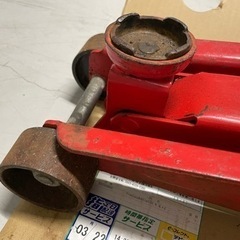 油圧ジャッキの画像