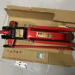油圧ジャッキの画像