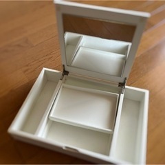 ニトリ　ミニドレッサー　コスメケース　鏡台の画像