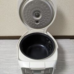 炊飯器　タイガーマイコン炊飯ジャーの画像