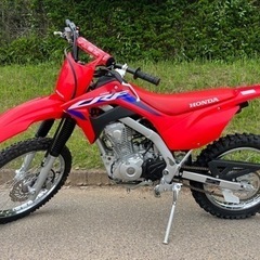 2024年モデル　CRF125Fの画像