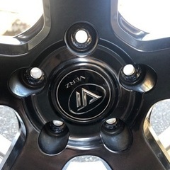 車のパーツ タイヤ、ホイールの画像